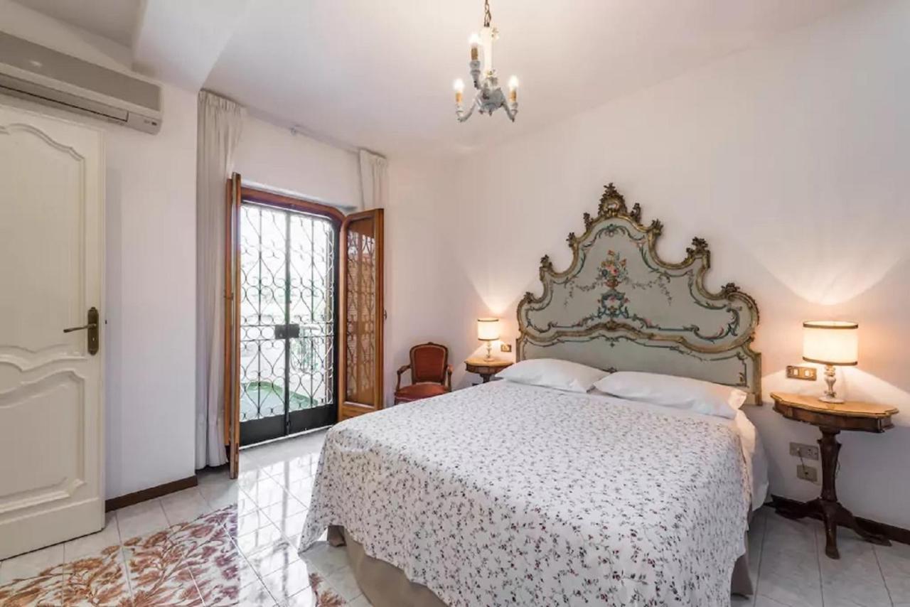 Villa Mary - Oro Trani Esterno foto