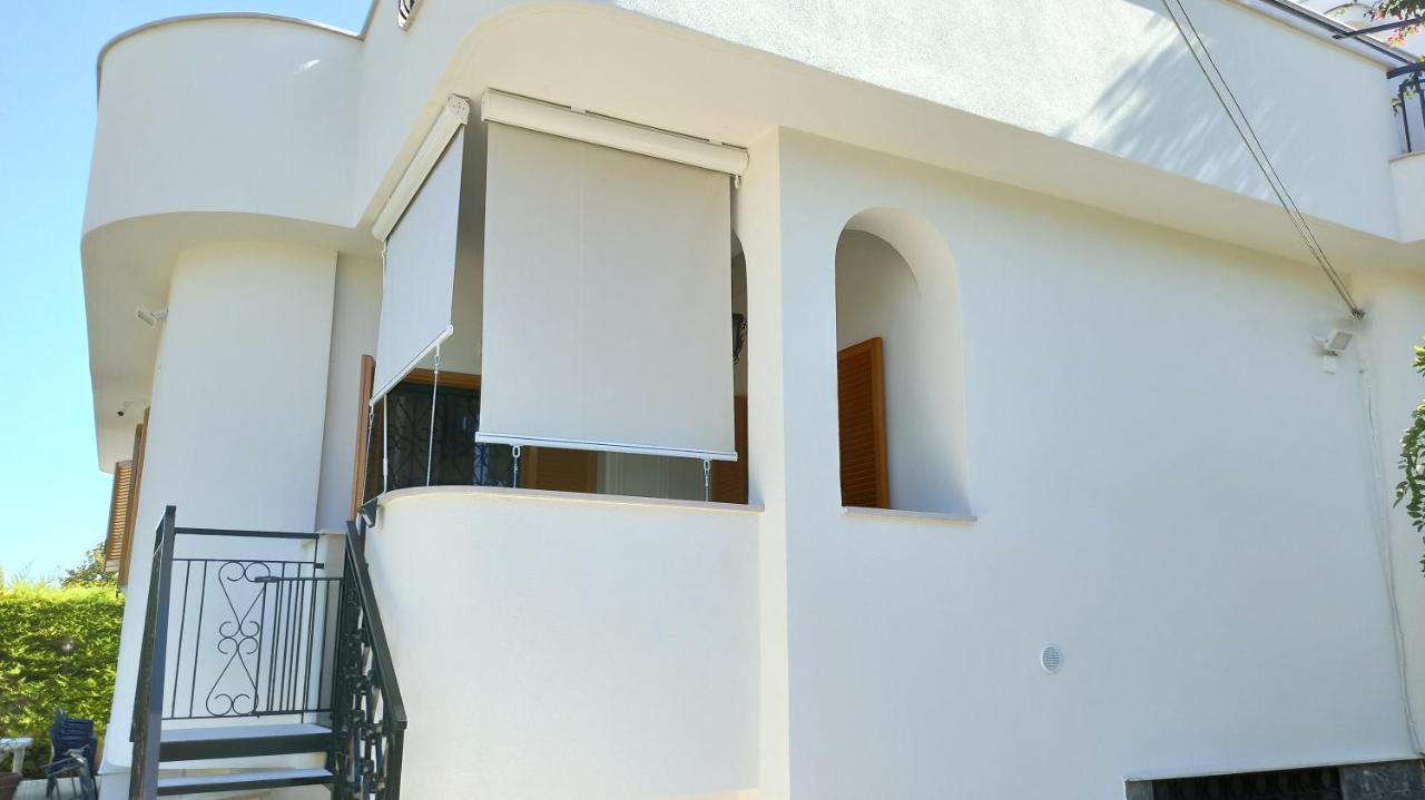 Villa Mary - Oro Trani Esterno foto